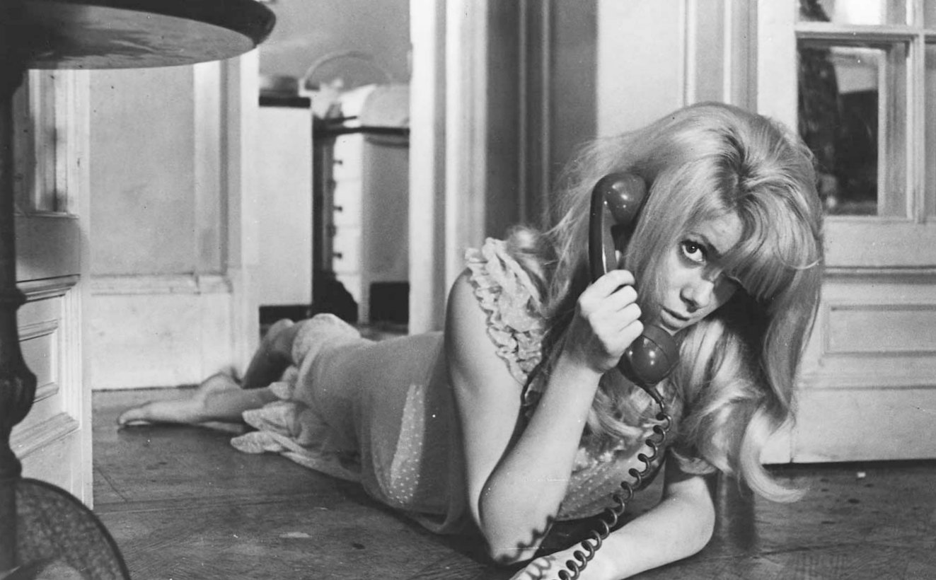 Laberinto Deneuve o la novela de lo que nunca sabemos