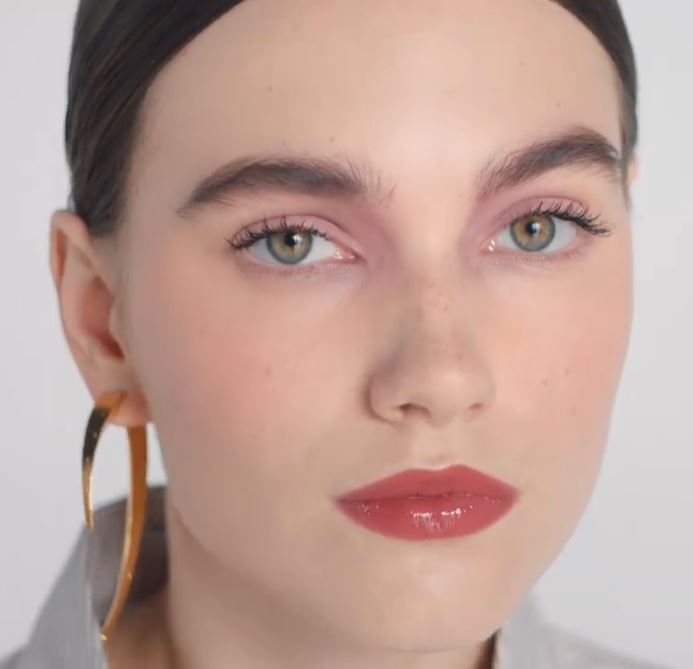Tres looks de maquillaje para tres tipos de videollamada