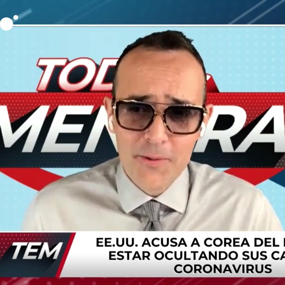 Discusión a tres: Risto, Cao de Benós y Javier Nart