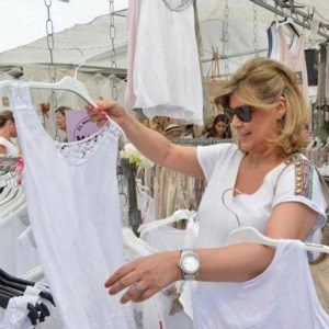 Drogas, muerte, sexo y perreo: María Teresa Campos se pasa ‘La Resistencia’