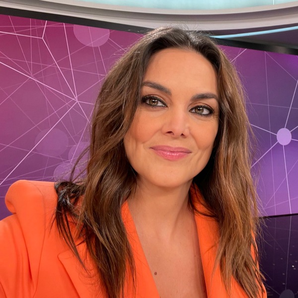 La revelación de Mónica Carrillo como tuitera mordaz 2020