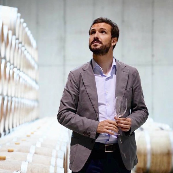 Antón Losada avisa a Pablo Casado y Álvarez de Toledo: si gana Feijoó…