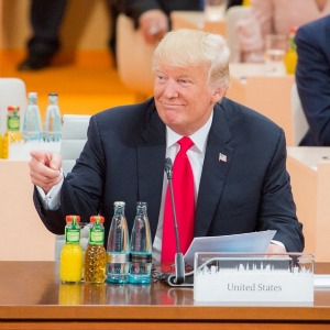 Obama, Covid y un Delorean: el mayor despropósito de Donald Trump