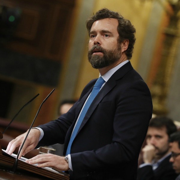 ¿Alguien ha pillado el lloronavirus? Twitter, preocupado por Espinosa de los Monteros