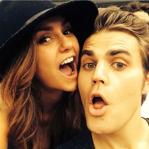 Nina Dobrev y sus indirectas (muy directas) a Ian Somerhalder