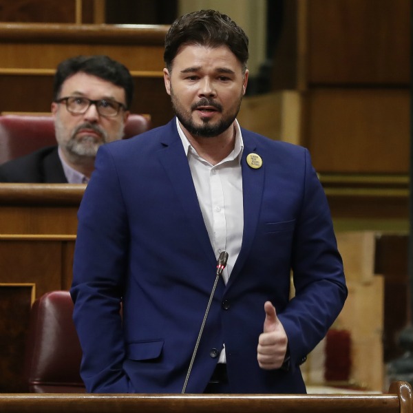El palo (merecido) de Rufián a Toni Cantó