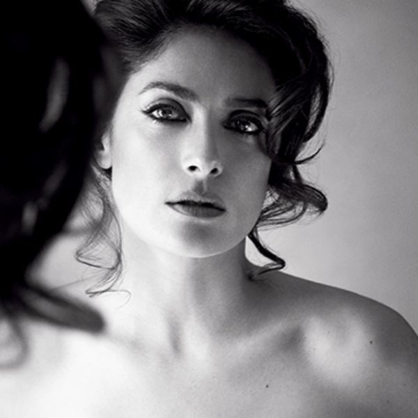 Salma Hayek se desnuda