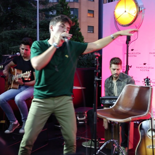 Nos fuimos a un concierto de Dvicio por cortesía de Hamburguesa Nostra