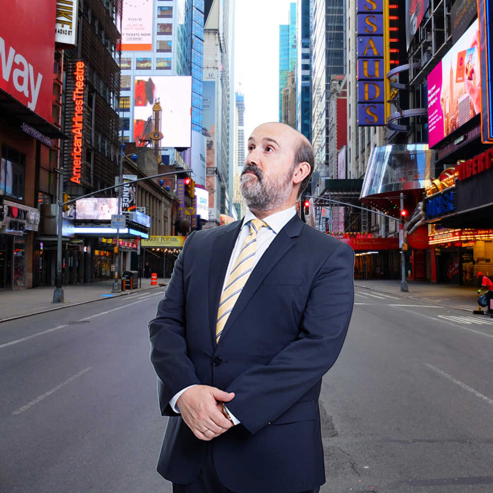 Juan Carrasco sigue tras los pasos de Ayuso en Nueva York
