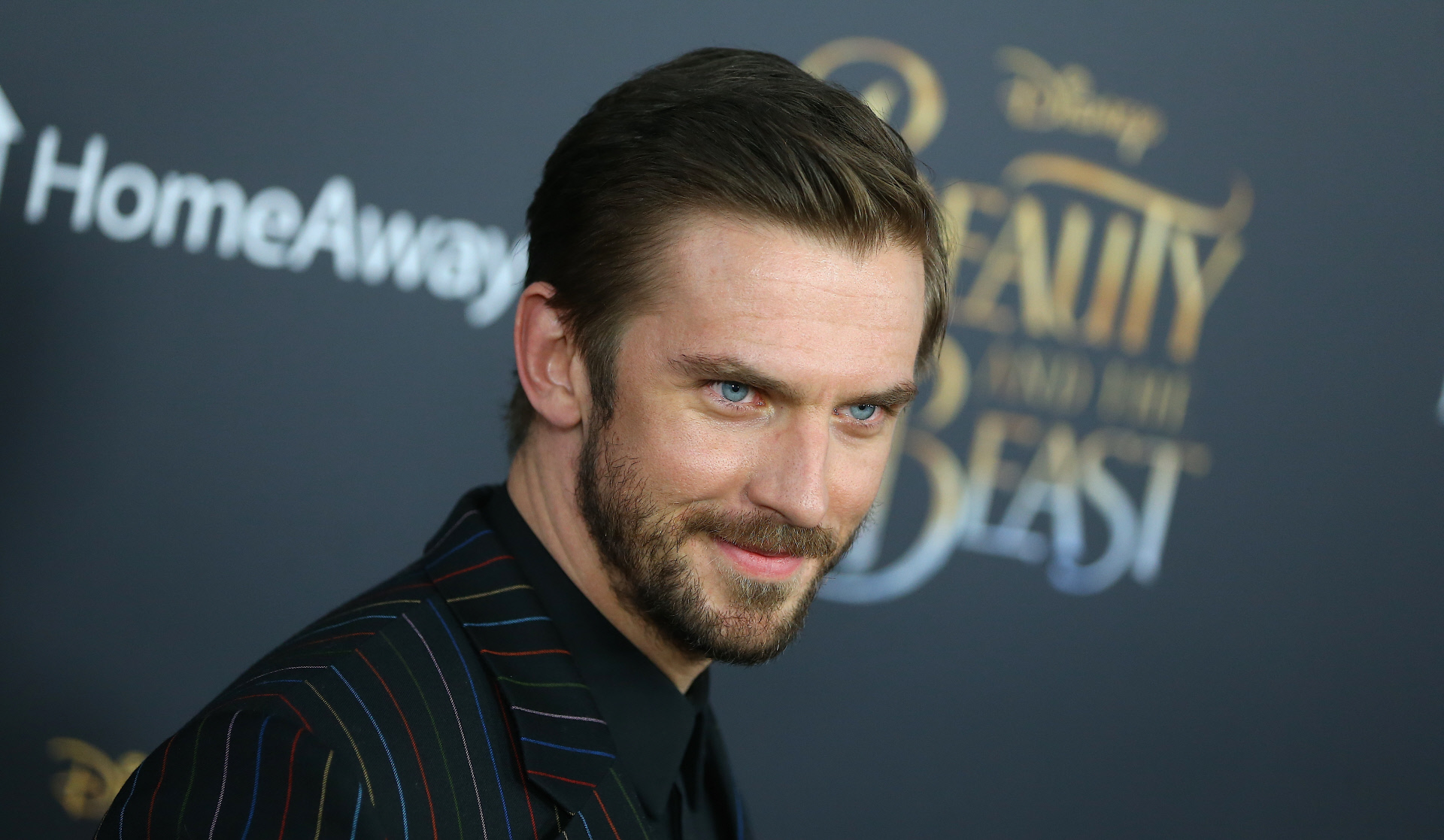 Dan Stevens machaca a Boris Johnson en la mismísima BBC