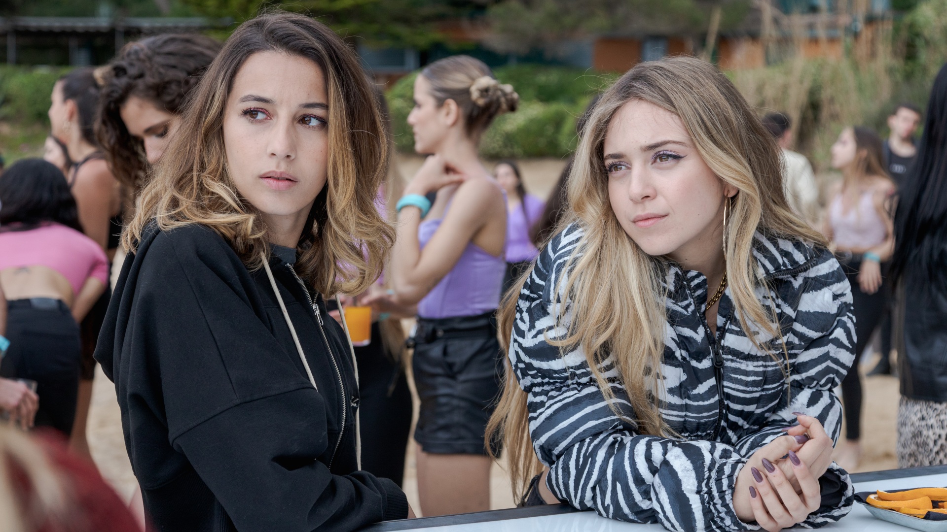 ‘Bienvenidos a Edén’: entre el thriller y ‘Gran Hermano’