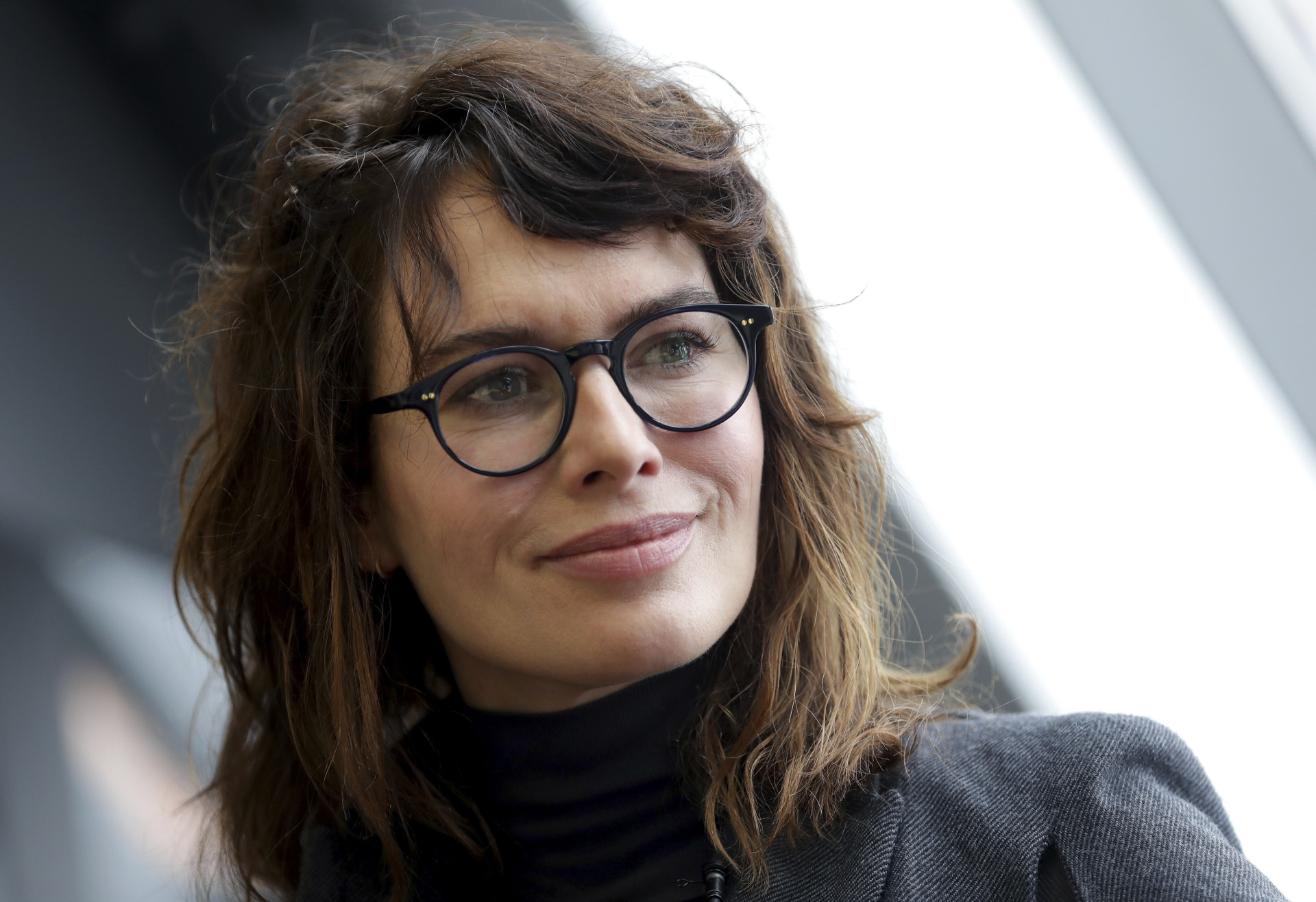 Problemas para Lena Headey: demanda millonaria de su agencia
