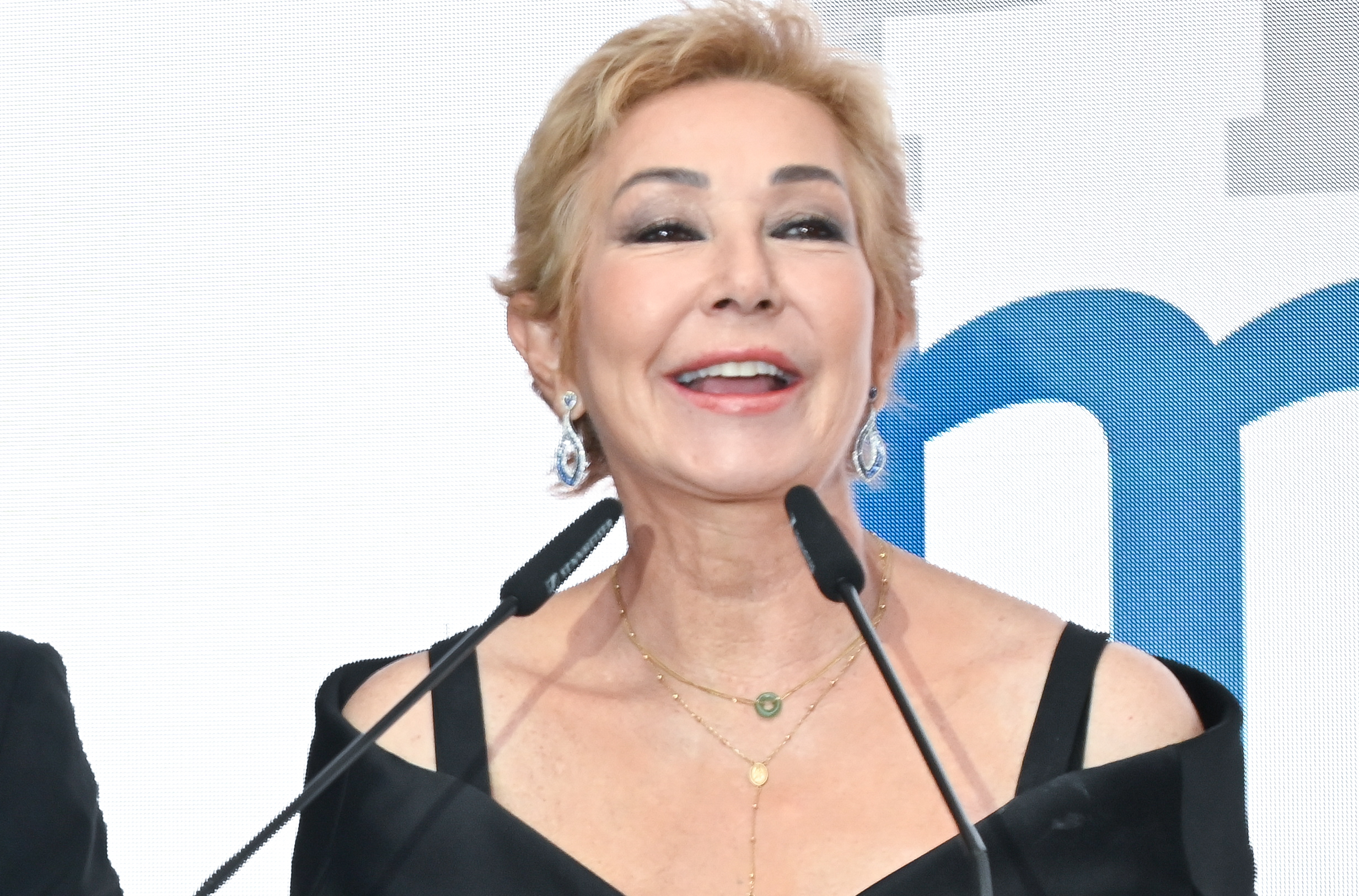 Ana Rosa desencadenada: agitación y propaganda