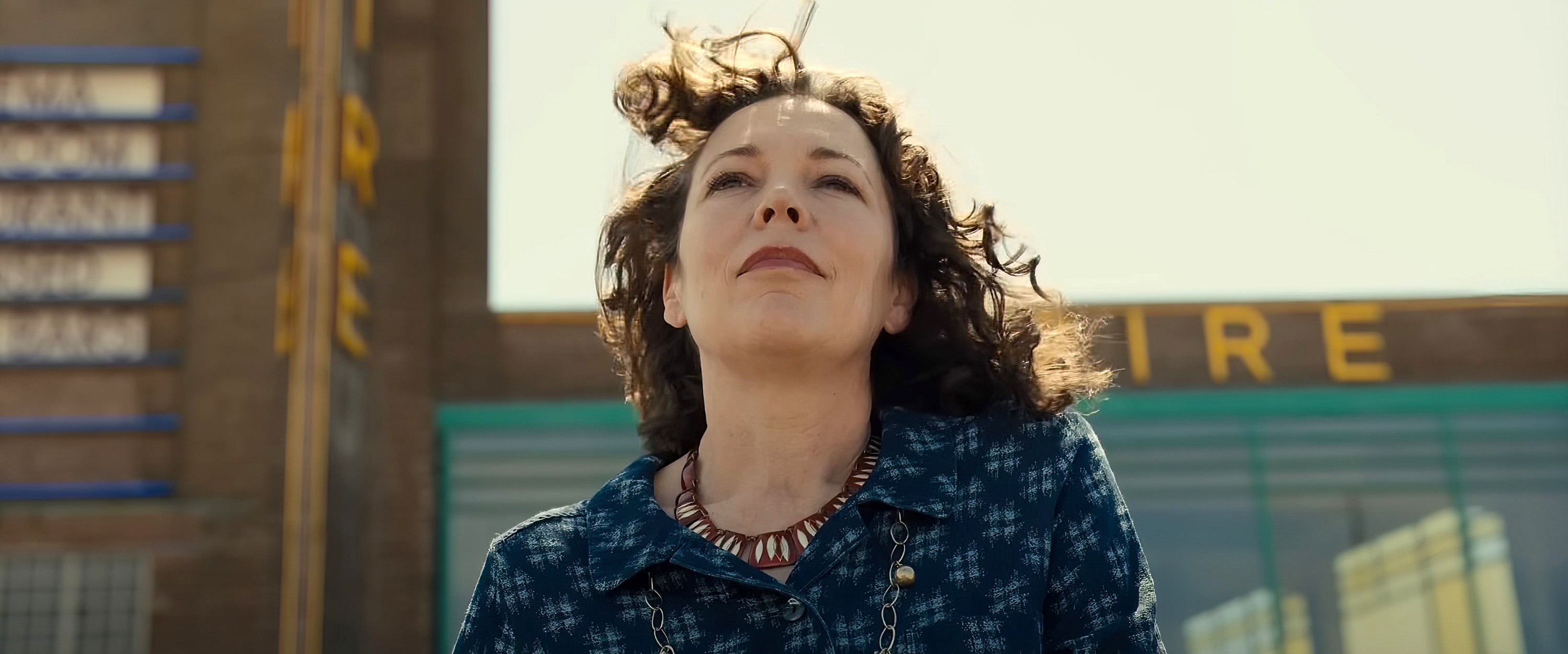 ‘El imperio de la luz’: amor de cine con Olivia Colman y Colin Firth
