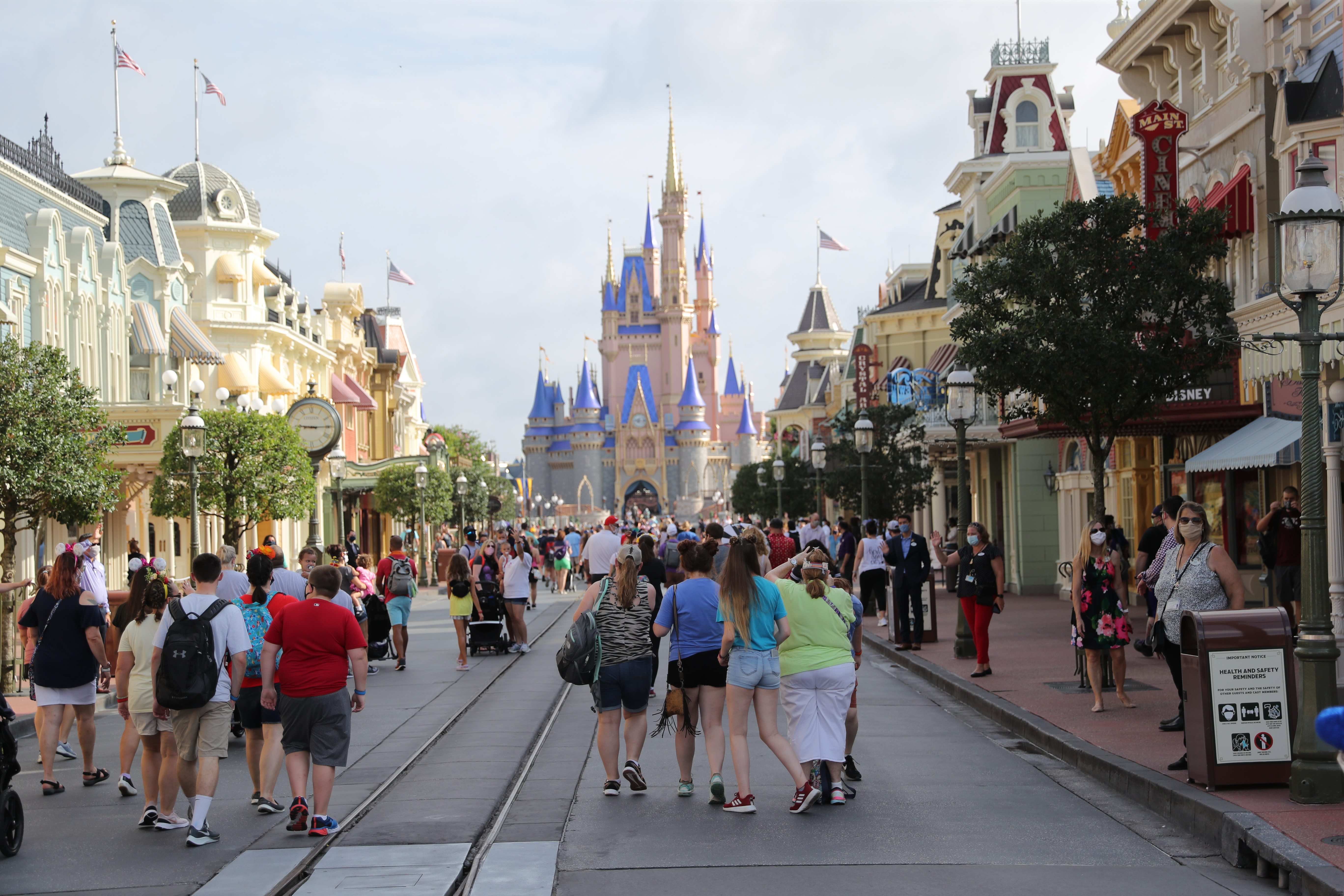 El castigo a Disney World por rechazar la norma ‘no digas gay’