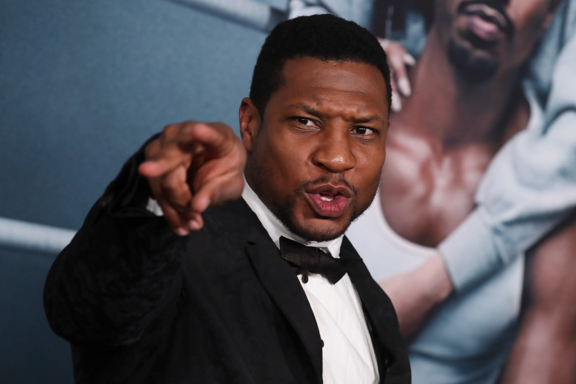 ¿Es el fin para Jonathan Majors?