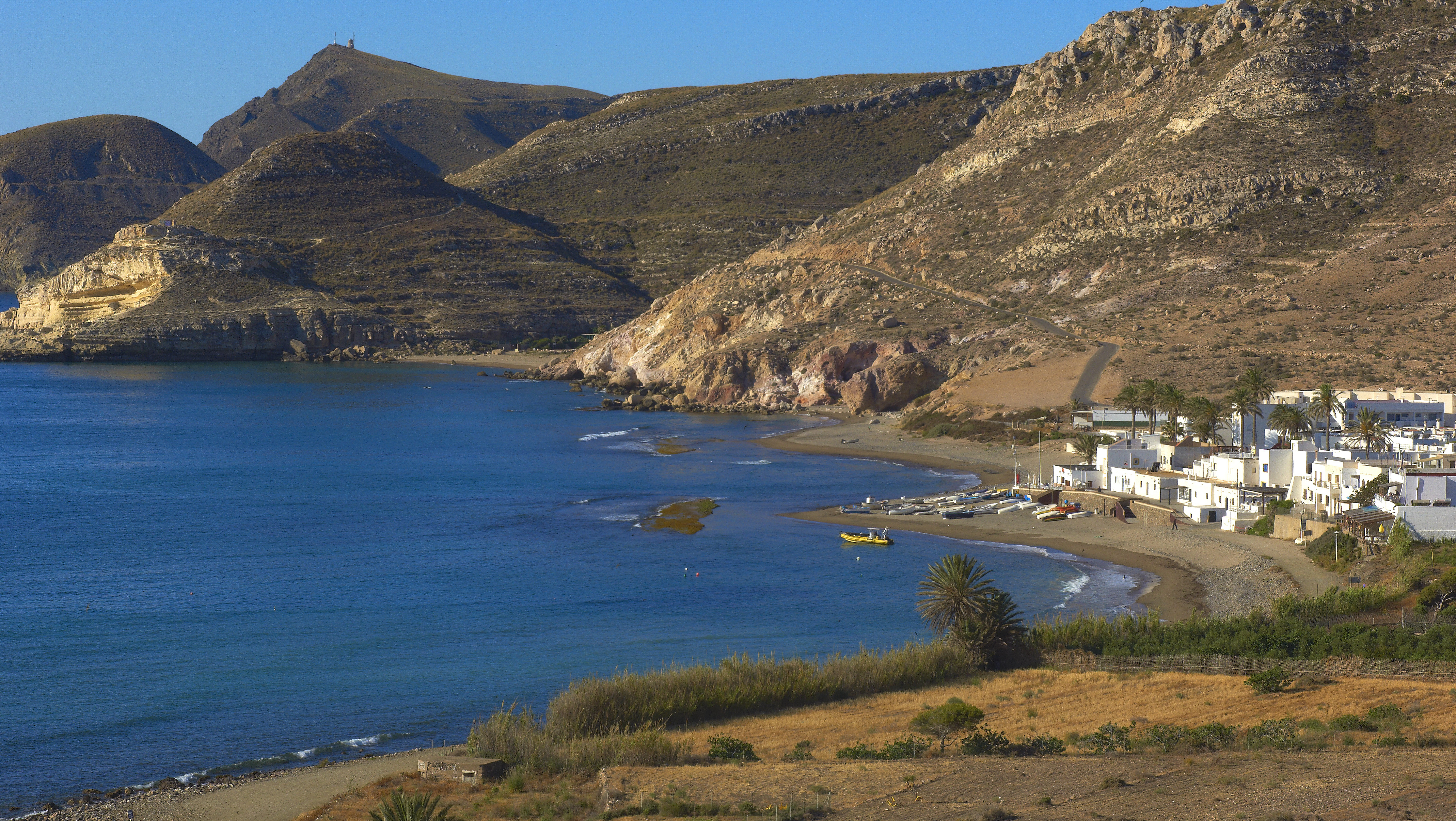 Playas de leyenda / En busca de cala San Pedro
