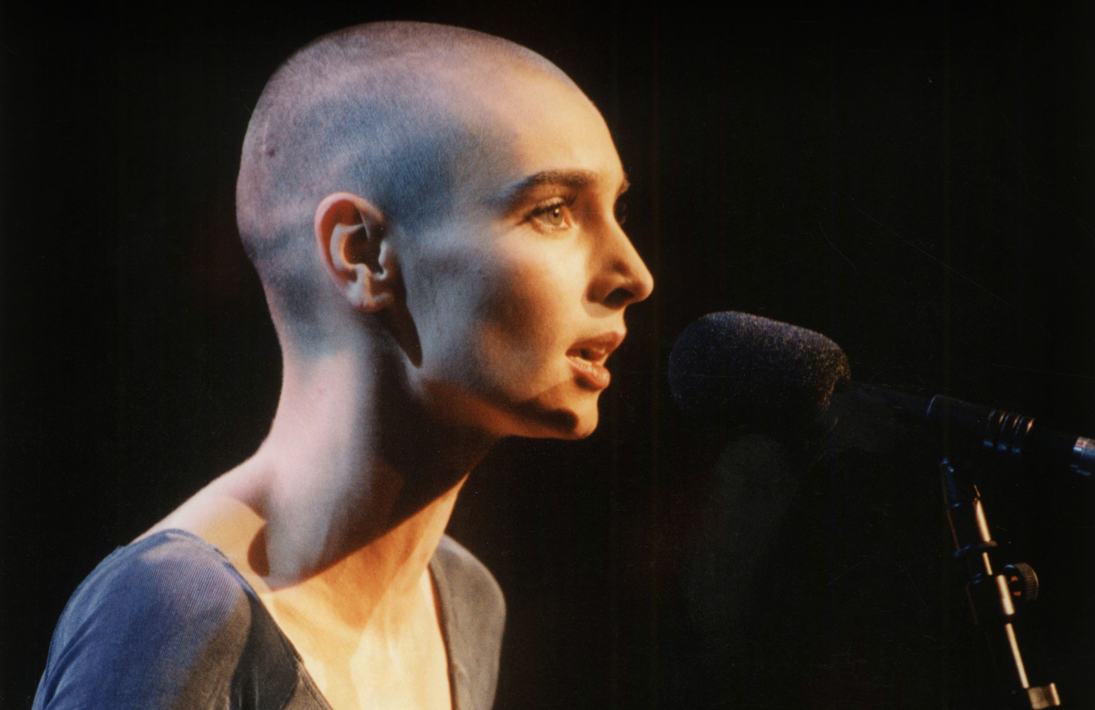 Tragedia y misterio en la muerte de Sinéad O’Connor