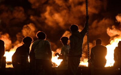 3 títulos imprescindibles para entender la revuelta de las banlieues