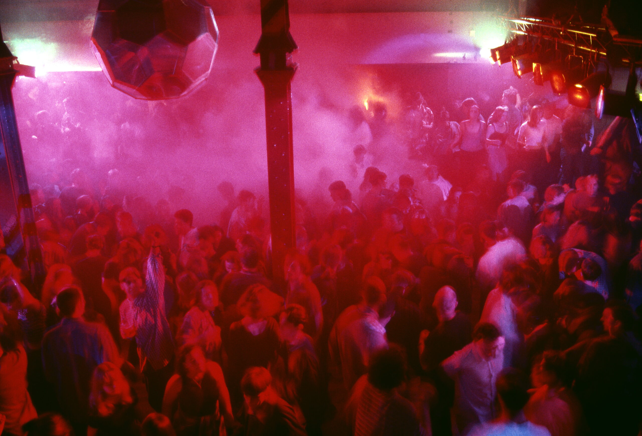 Cinemateca vacacional / 24 Hour Party People