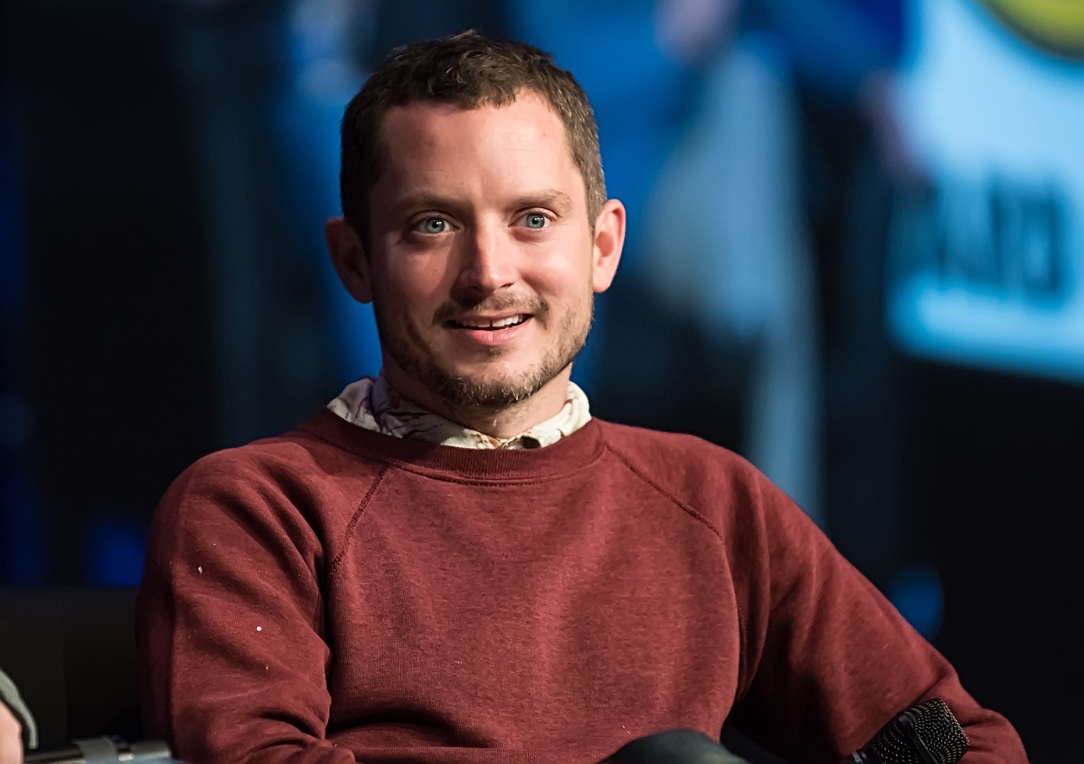 Elijah Wood se convierte en monstruo