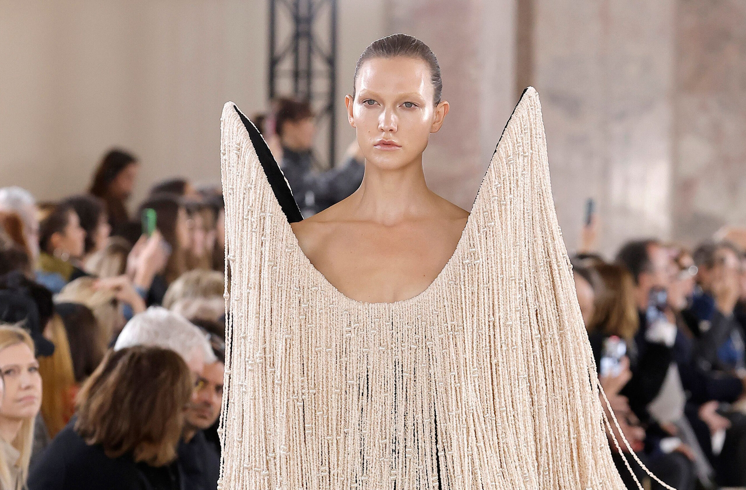 Karlie Kloss para Schiaparelli