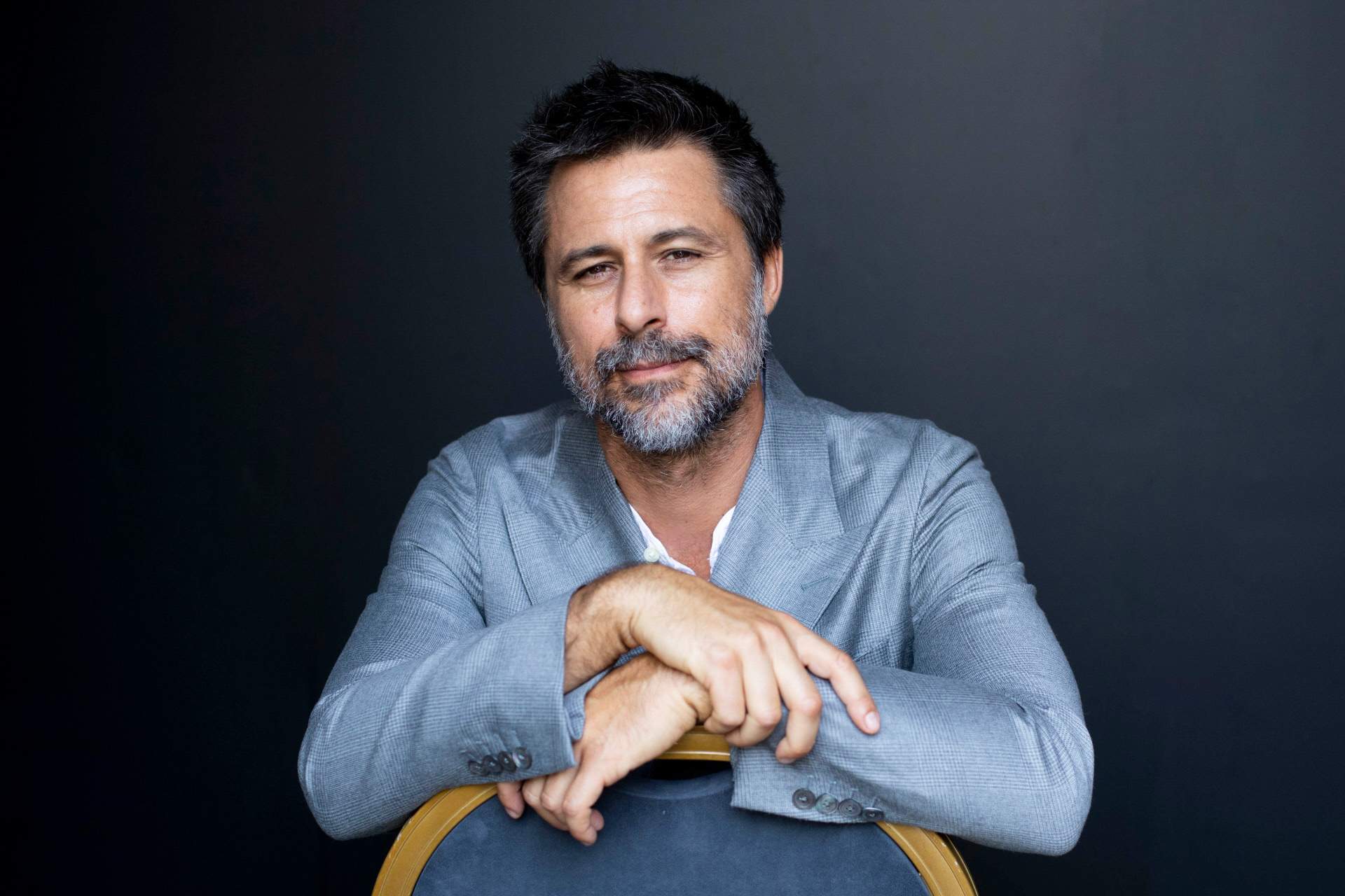 De cómo Hugo Silva se hizo fabulosamente mayor
