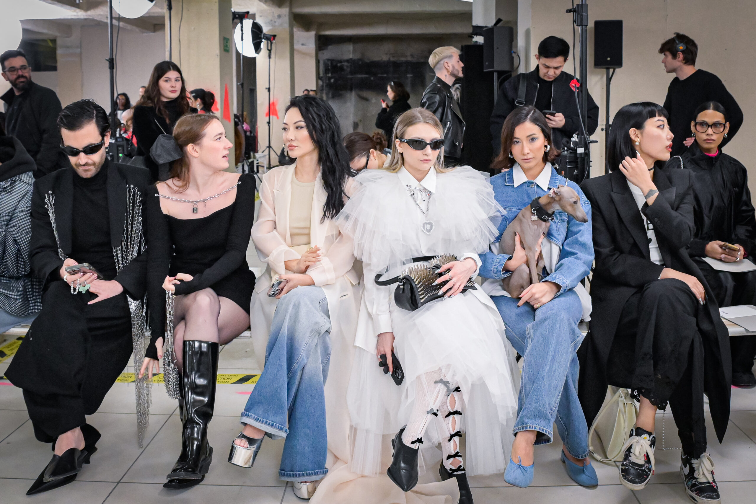 Front Row de Kimhekim