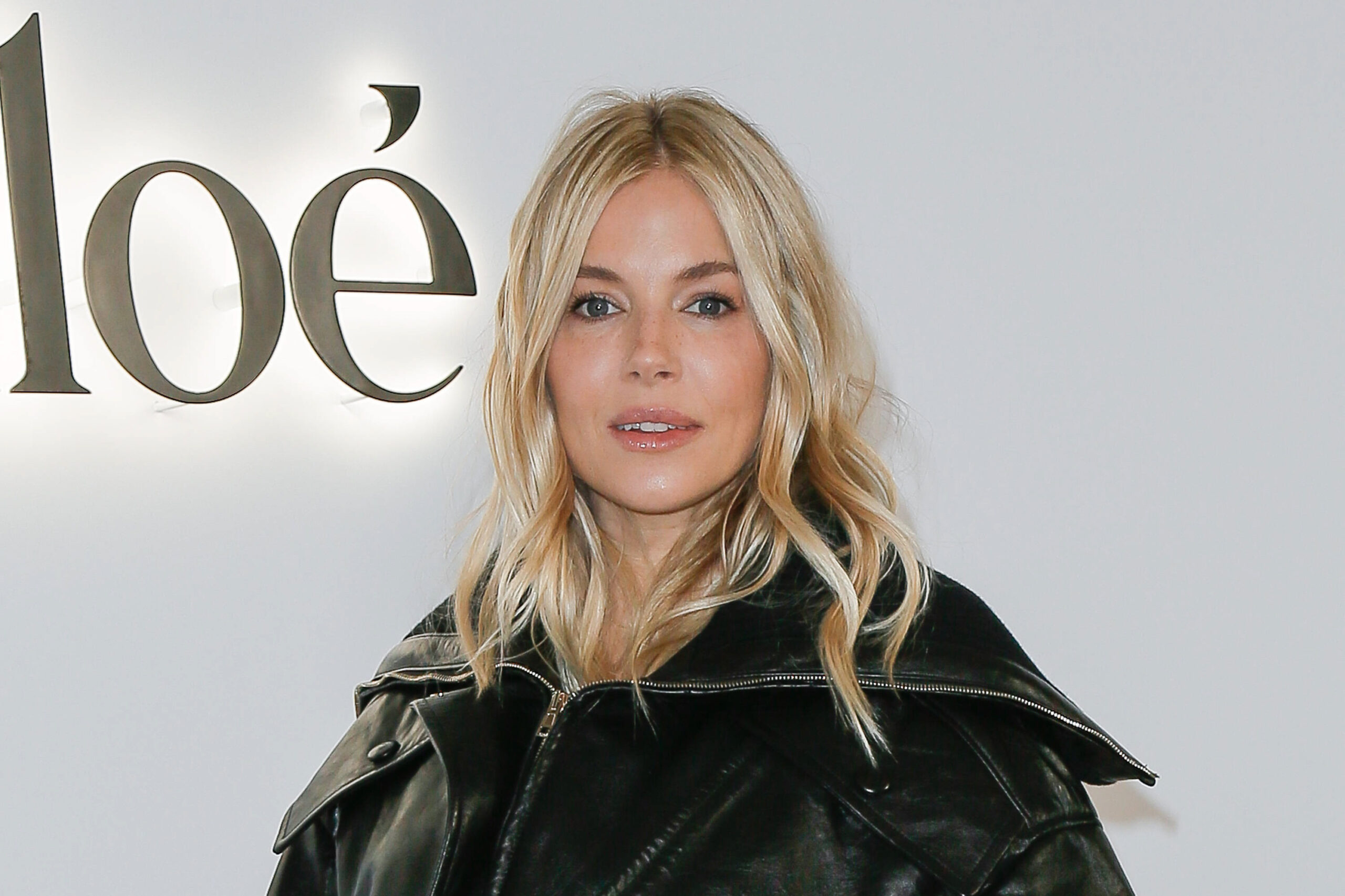 Sienna Miller en París