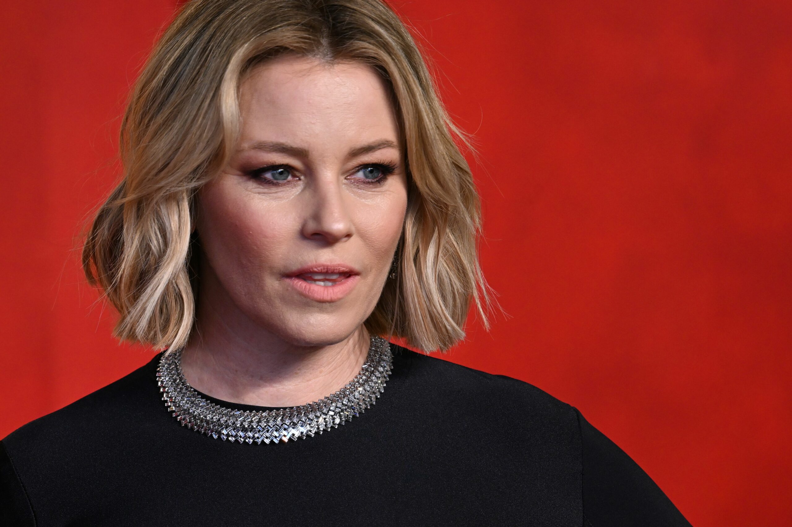 Elizabeth Banks en la fiesta Vanity Fair