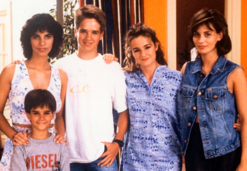 Una serie 'casi' familiar