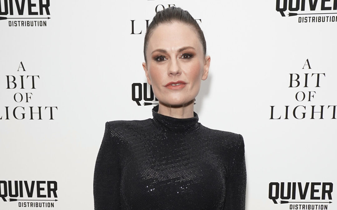 La misteriosa dolencia que impide a Anna Paquin caminar y hablar con fluidez