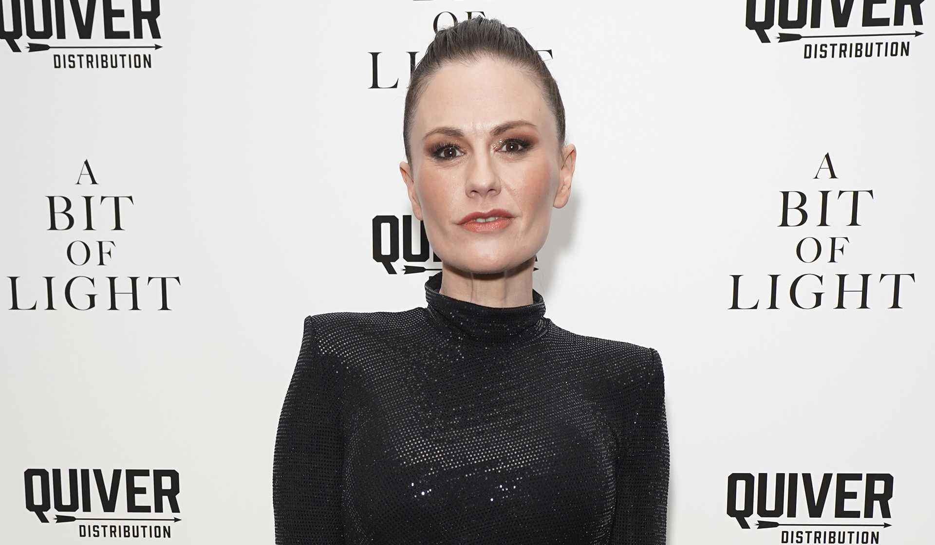 La misteriosa dolencia que impide a Anna Paquin caminar y hablar con fluidez