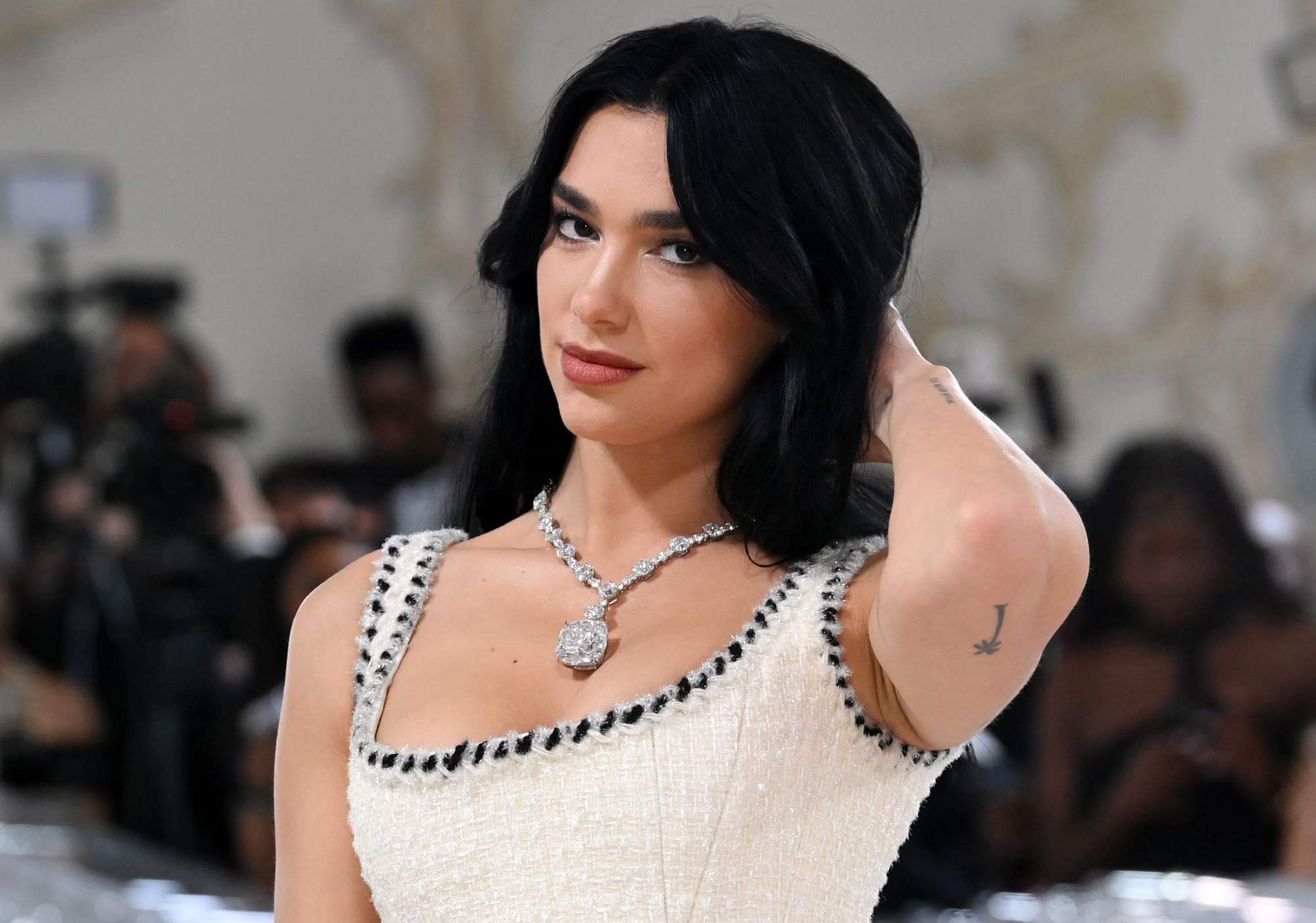 Los libros que recomienda Dua Lipa