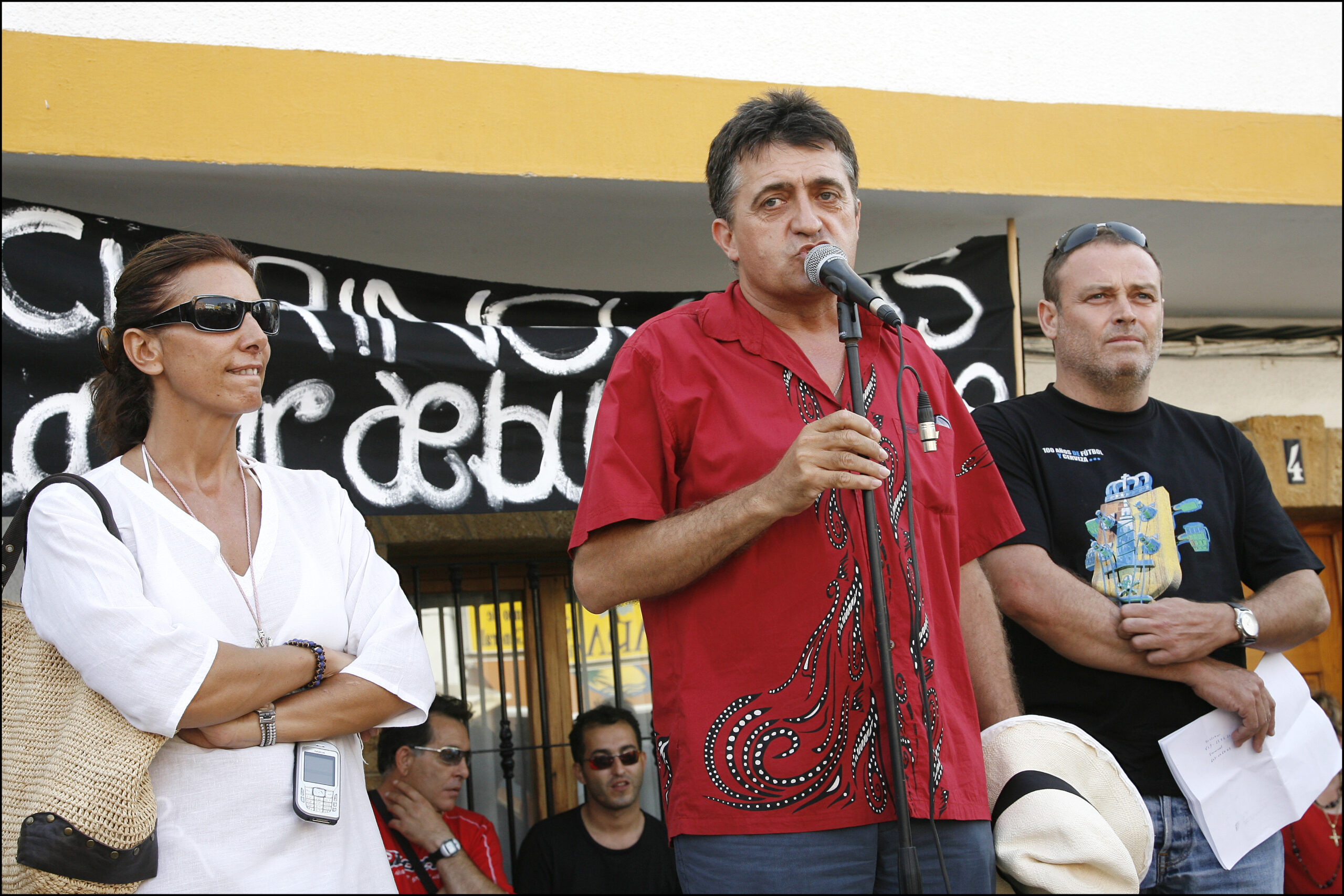 Defendiendo los chiringuitos de Zahara de los Atunes
