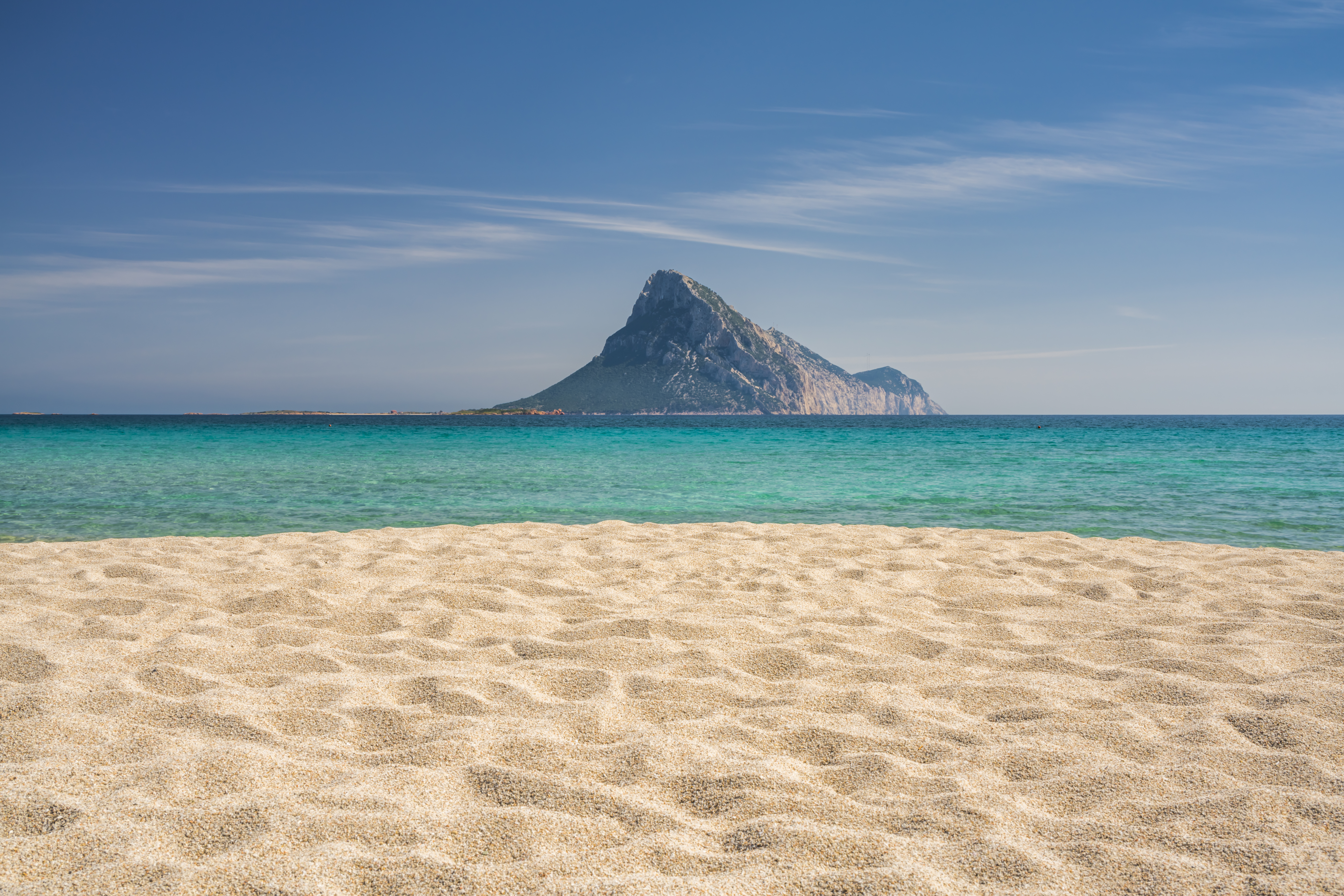 15 islas (menos conocidas) para descubrir el verdadero Mediterráneo
