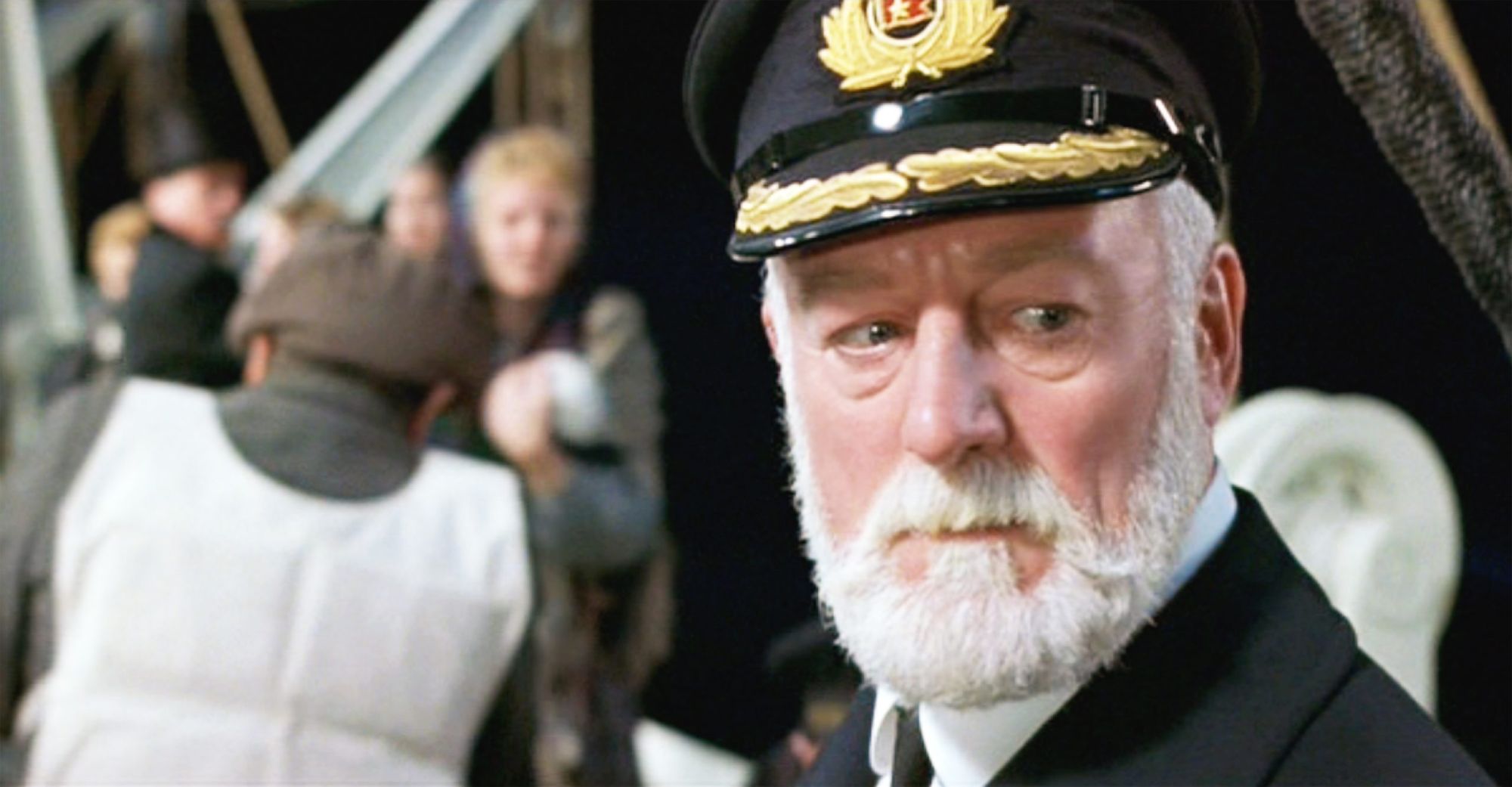 Bernard Hill - 5 mayo
