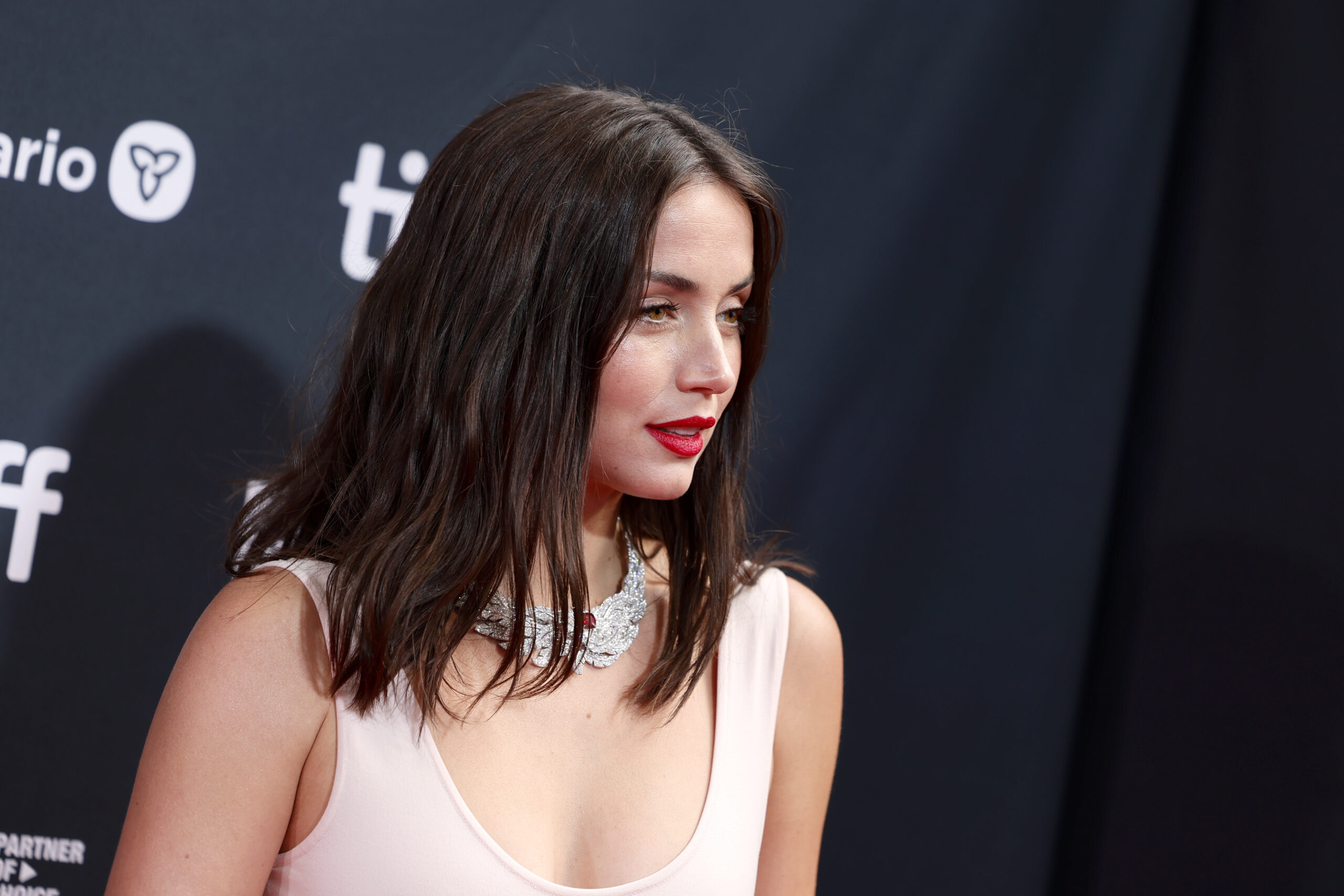 Ana de Armas presenta su nuevo proyecto internacional, 'Edén'