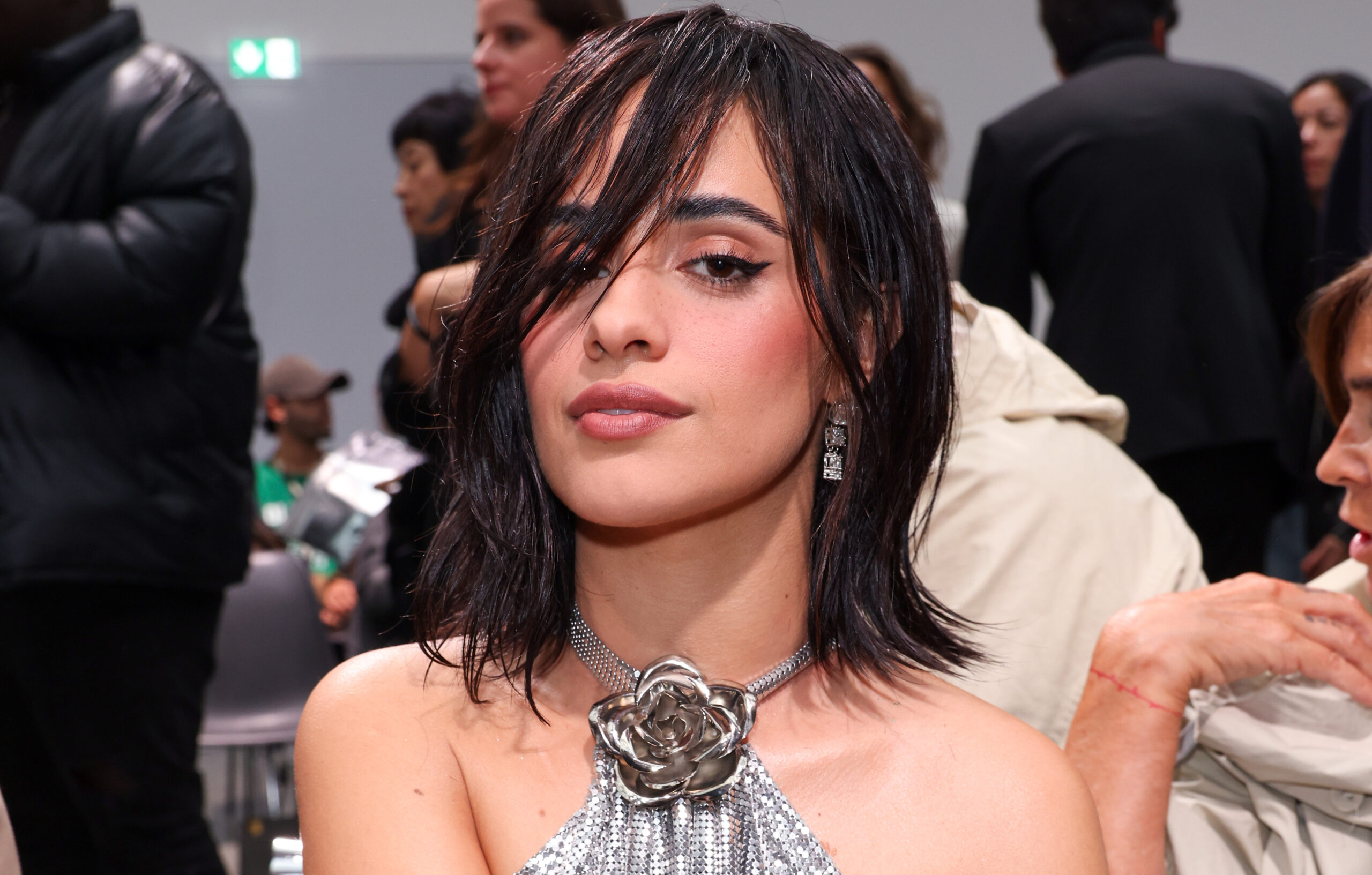 Camila Cabello también estuvo en la Paris Fashion Week 2024