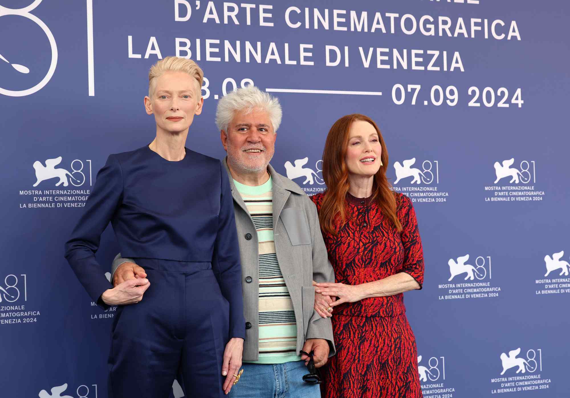 Pedro Almodóvar, Tilda Swinton y Julianne Moore en el Festival de Venecia