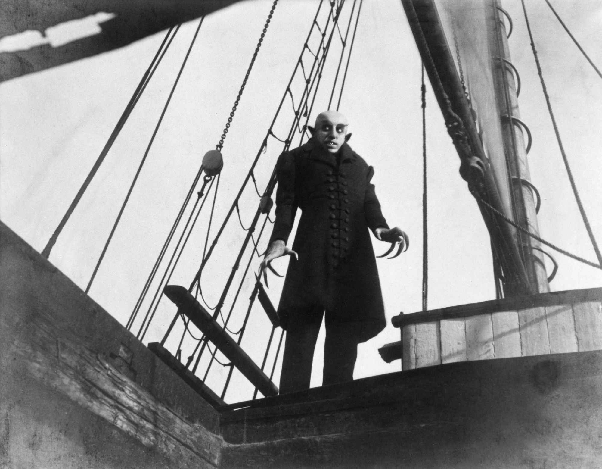 14. Nosferatu (1922)