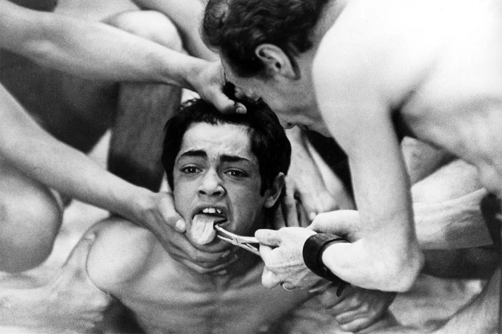 9. Saló o los 120 días de Sodoma (1975)