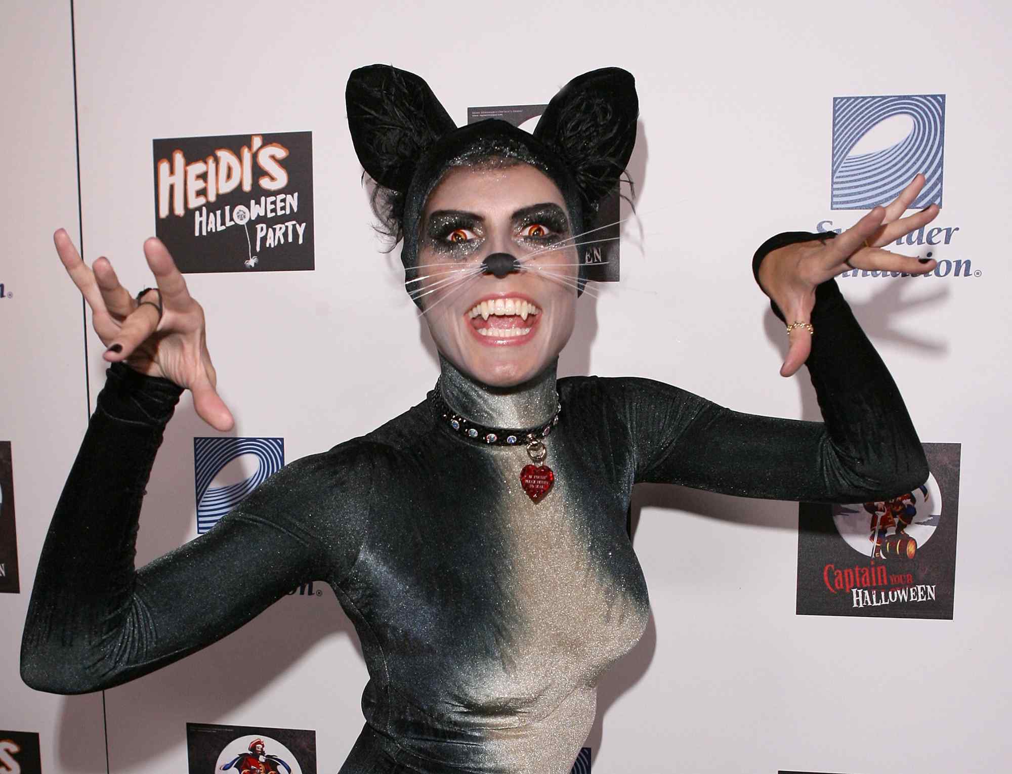 Gatita, su disfraz más soso