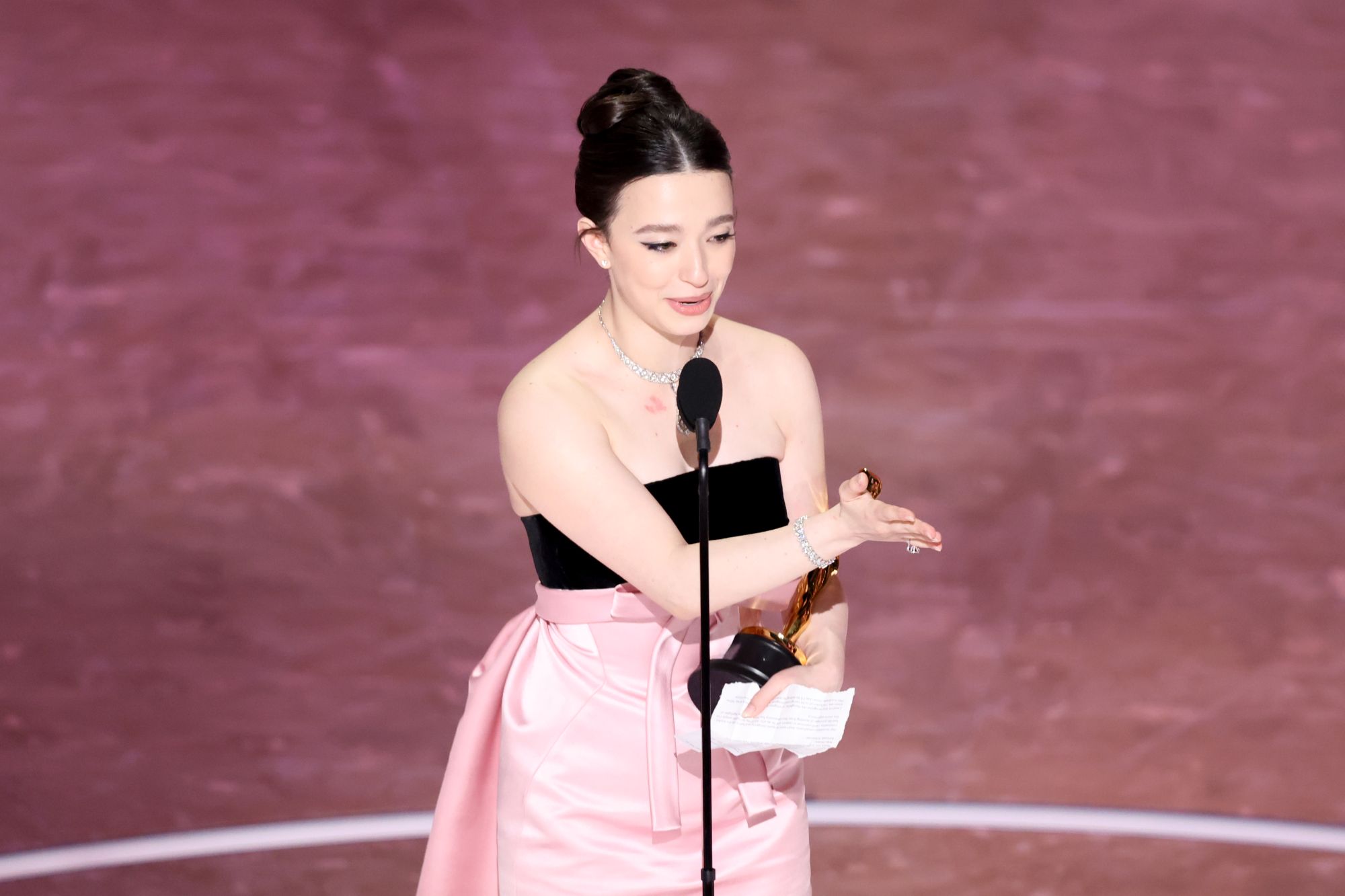 Un discurso escrito en un papel