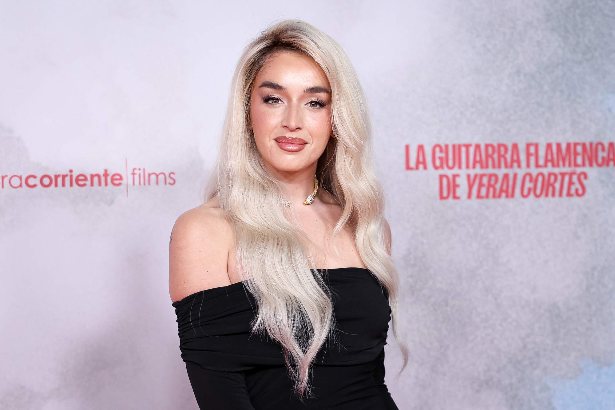 Lola Índigo - 'Nave Dragón'