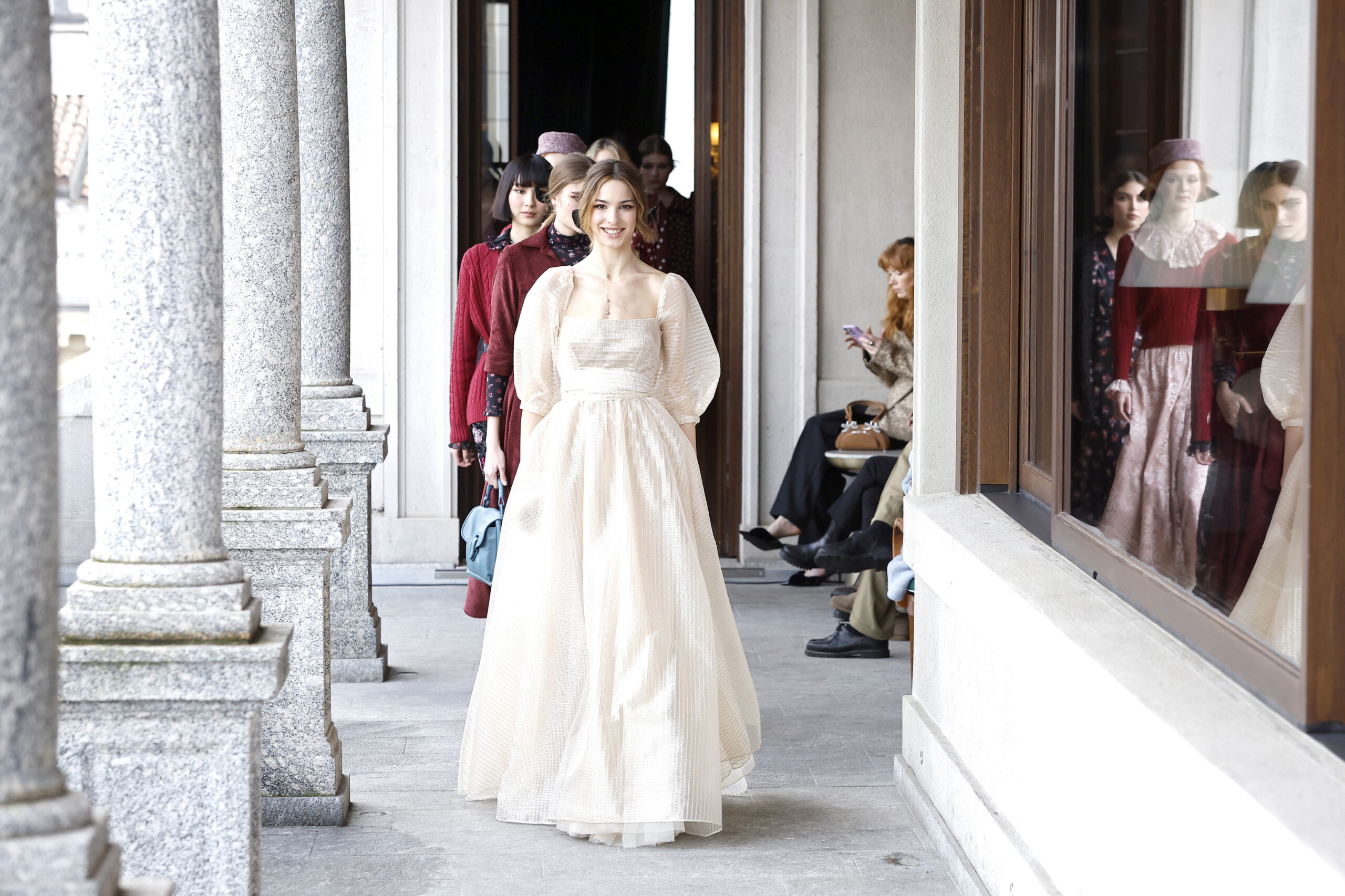 Milan Fashion Week 2025: en modo princesa