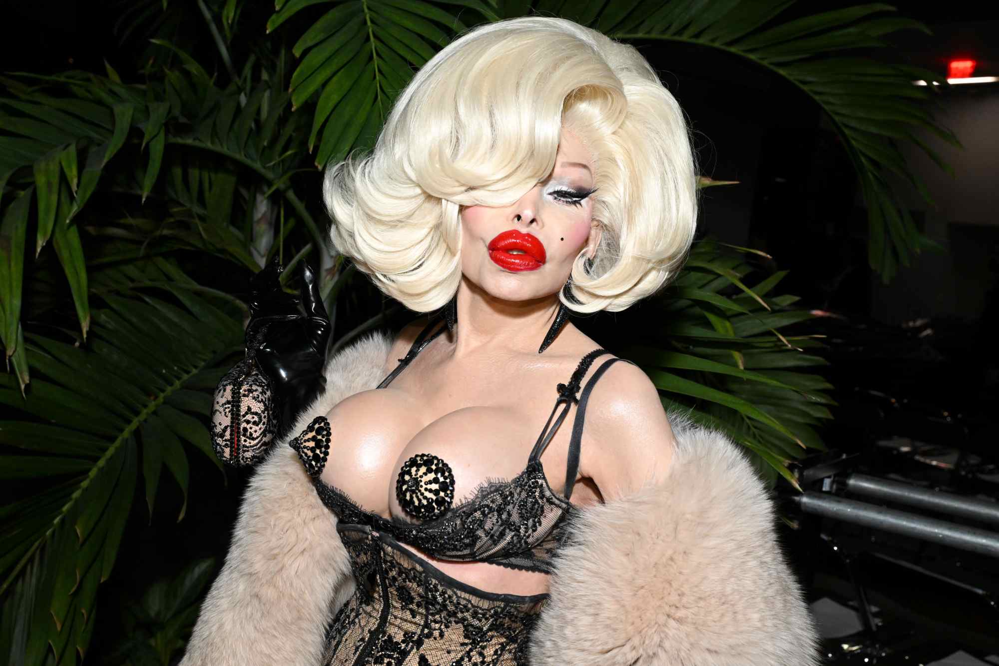 La invitada más llamativa