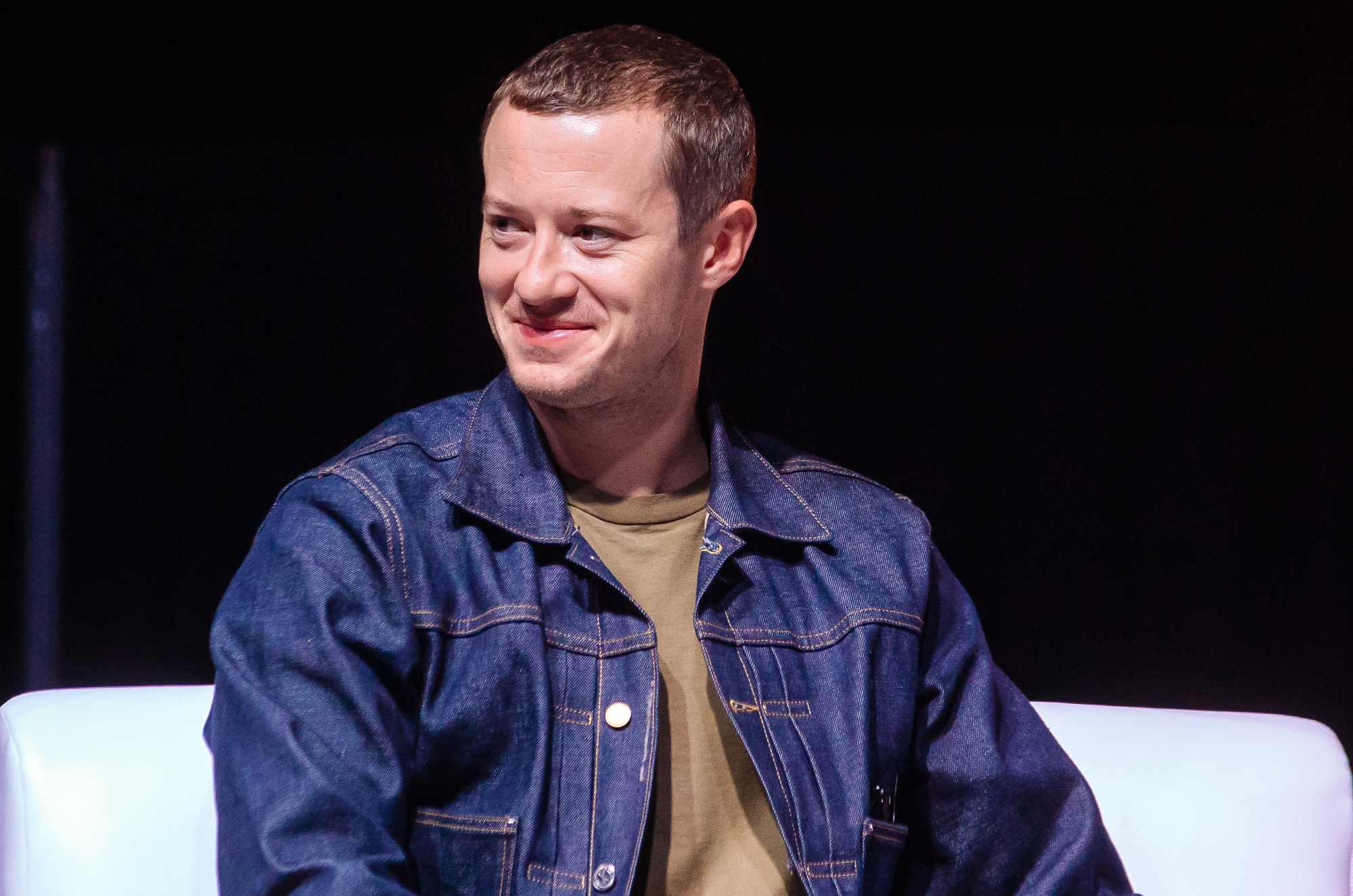 Joseph Quinn - Antorcha Humana