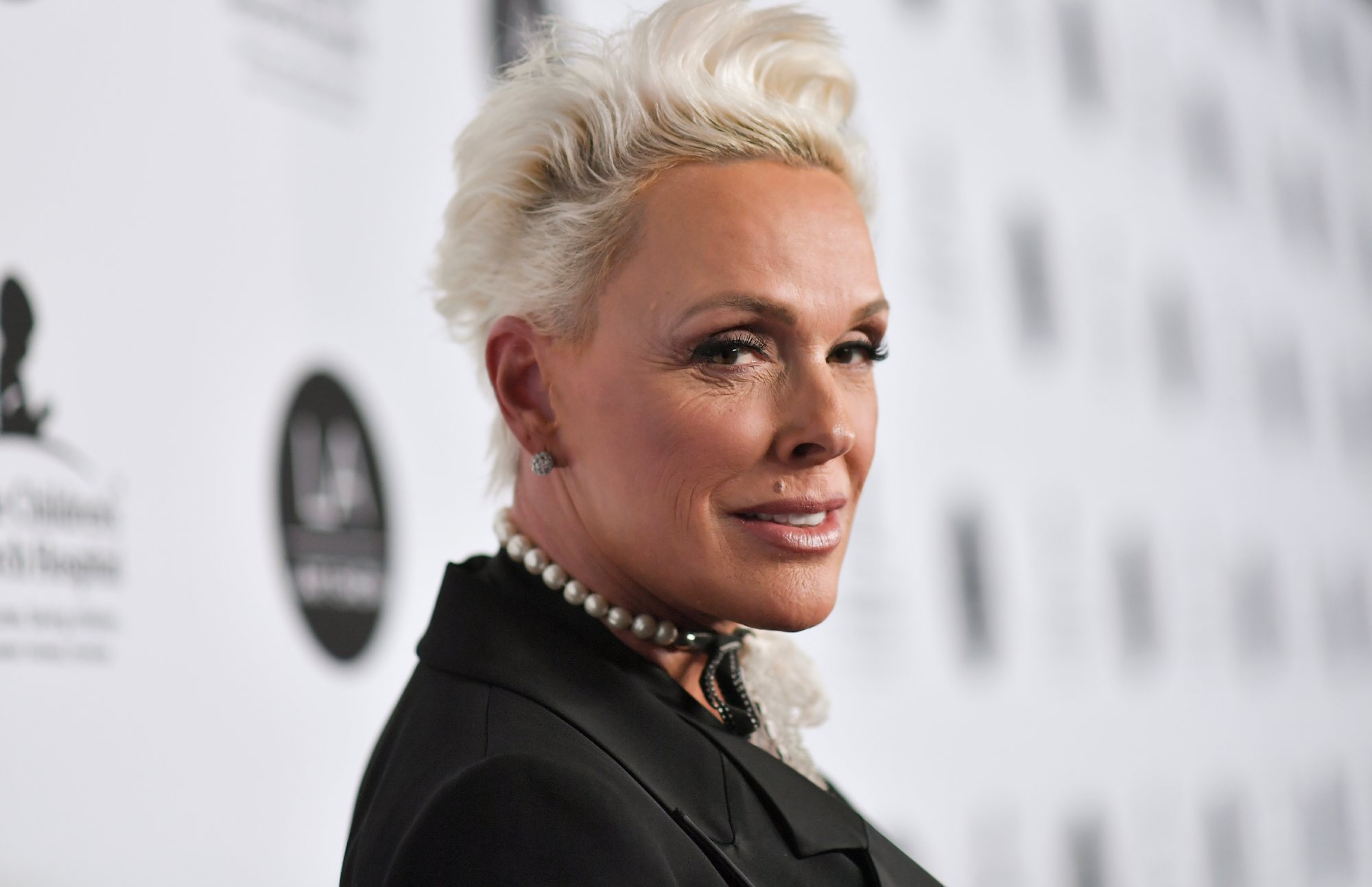 De algo hay que vivir