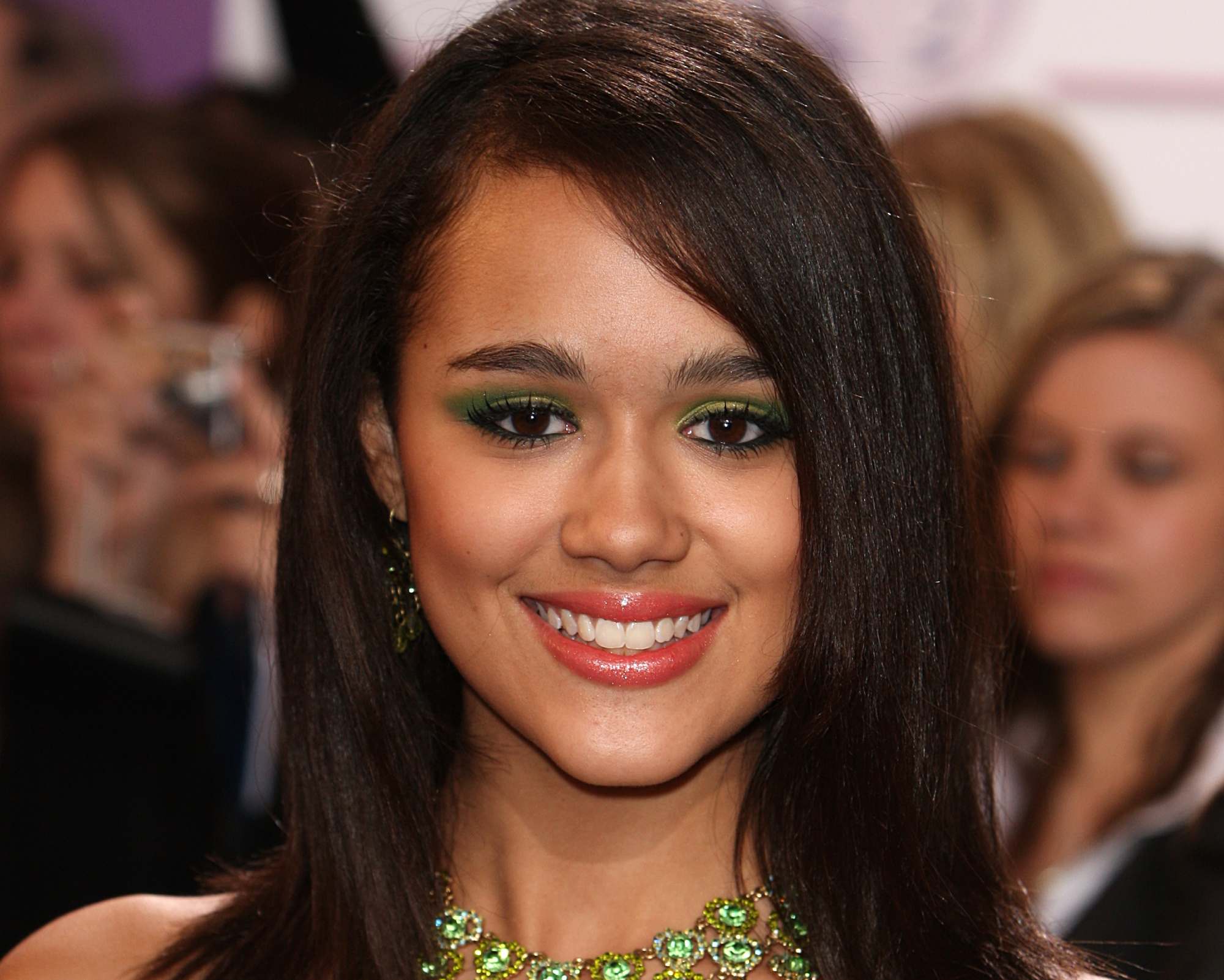 Incluso es presentadora